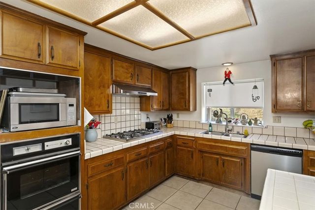 16563 Tava, Riverside, CA 92504