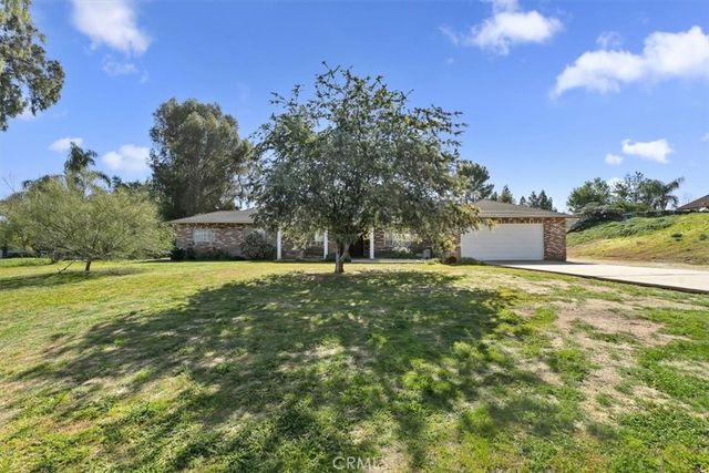 16563 Tava, Riverside, CA 92504