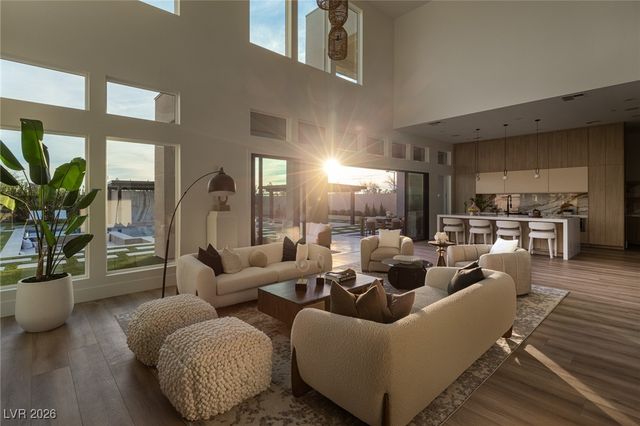 10637 Patina Hills Court, Las Vegas, NV 89135