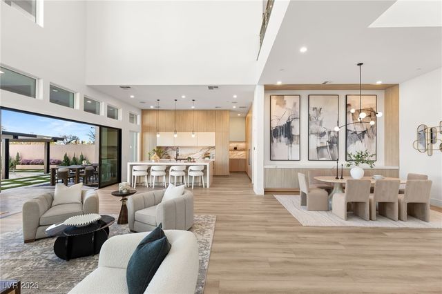 10637 Patina Hills Court, Las Vegas, NV 89135