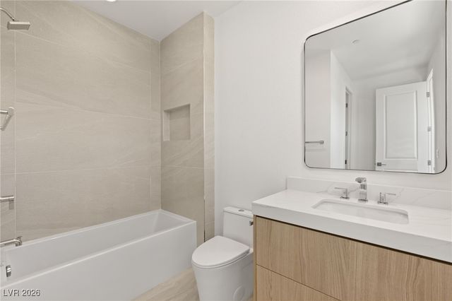 10637 Patina Hills Court, Las Vegas, NV 89135