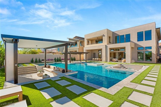 10637 Patina Hills Court, Las Vegas, NV 89135