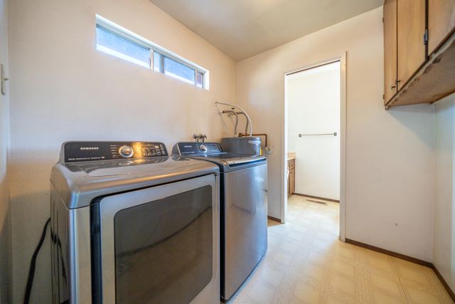 19660 Hendrika Way, Redding, CA 96003