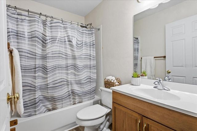 24055 NW 176TH AVENUE, High Springs, FL 32643