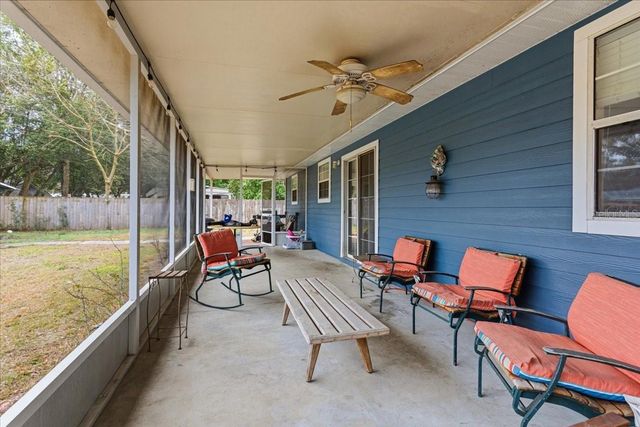 24055 NW 176TH AVENUE, High Springs, FL 32643