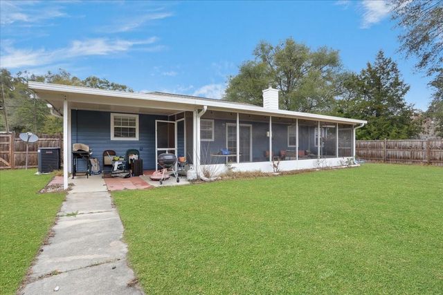 24055 NW 176TH AVENUE, High Springs, FL 32643