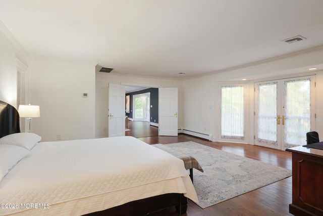 5 Edwards Point Road, Rumson, NJ 07760