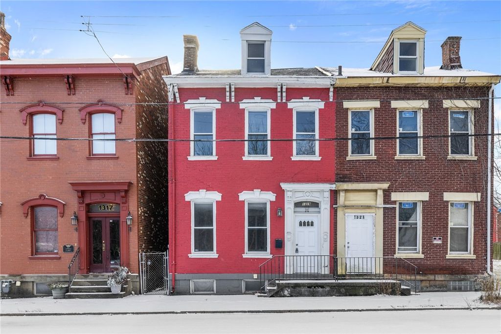 1319 Adams St, Manchester, PA 15233