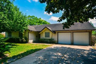 8407 Edgemoor Drive, Houston, TX 77036