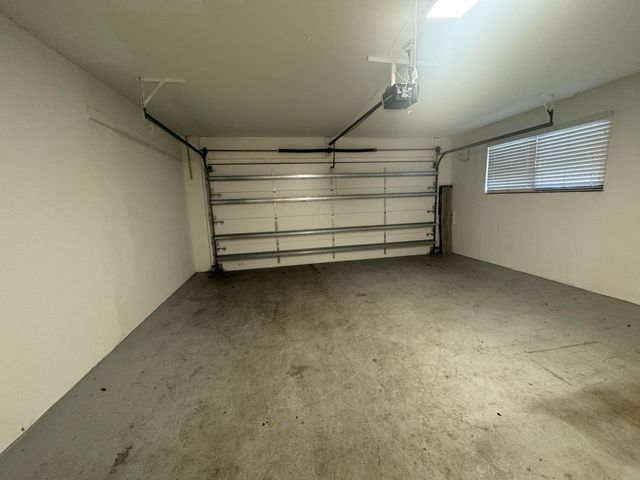 2280 NE 62nd Street, Fort Lauderdale, FL 33308