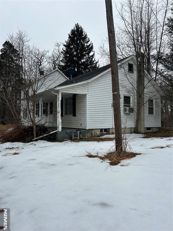 121 Union Valley Road, Monroe, NJ 08831