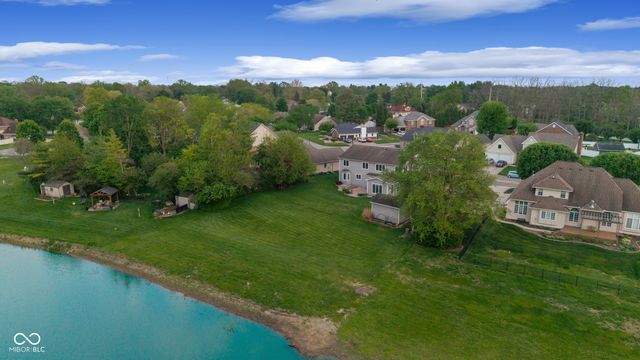 1266 Kensington Drive, Seymour, IN 47274