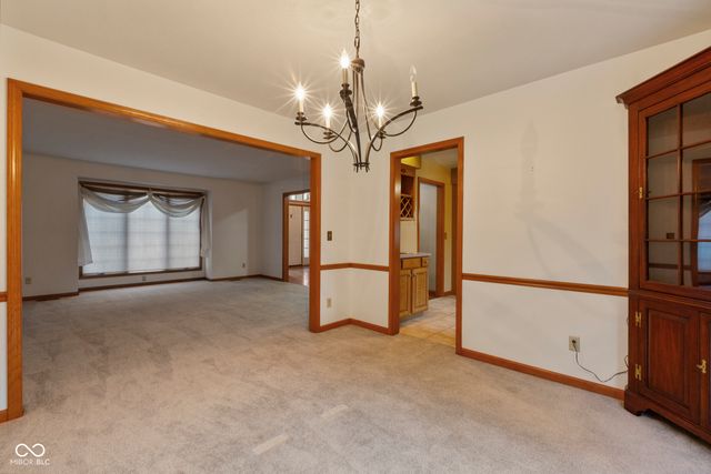 1266 Kensington Drive, Seymour, IN 47274