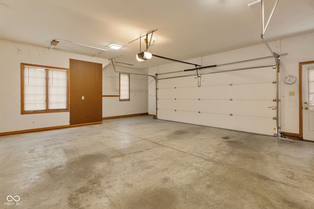 1266 Kensington Drive, Seymour, IN 47274