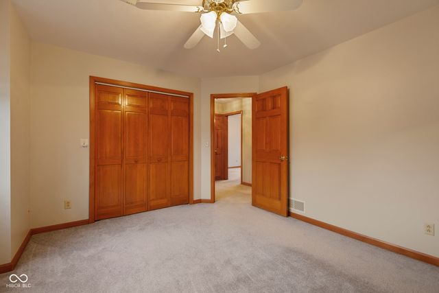 1266 Kensington Drive, Seymour, IN 47274