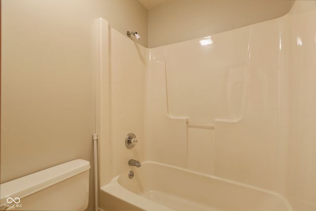 1266 Kensington Drive, Seymour, IN 47274
