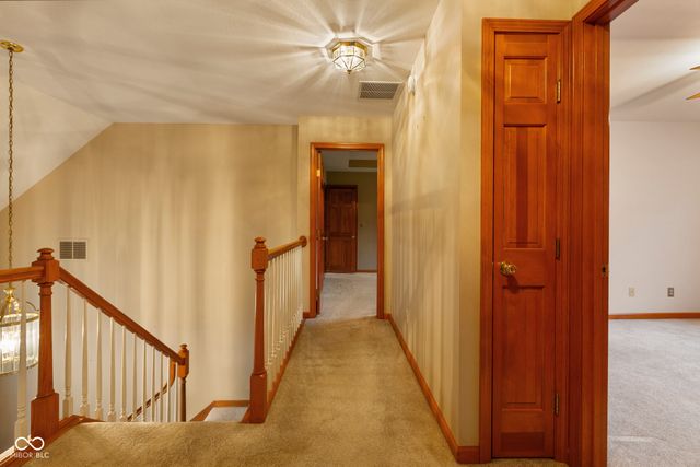 1266 Kensington Drive, Seymour, IN 47274