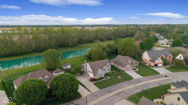 1266 Kensington Drive, Seymour, IN 47274