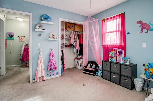 10119 Steele Road, Edwardsville, KS 66111