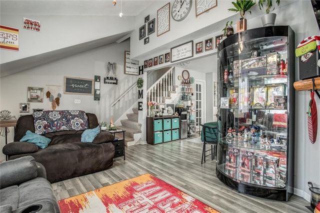 10119 Steele Road, Edwardsville, KS 66111