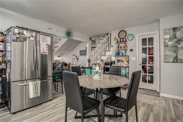 10119 Steele Road, Edwardsville, KS 66111