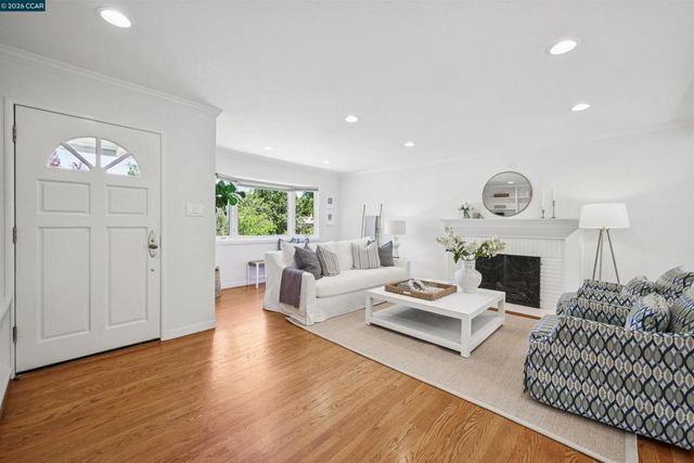 3231 Camino Colorados, Lafayette, CA 94549