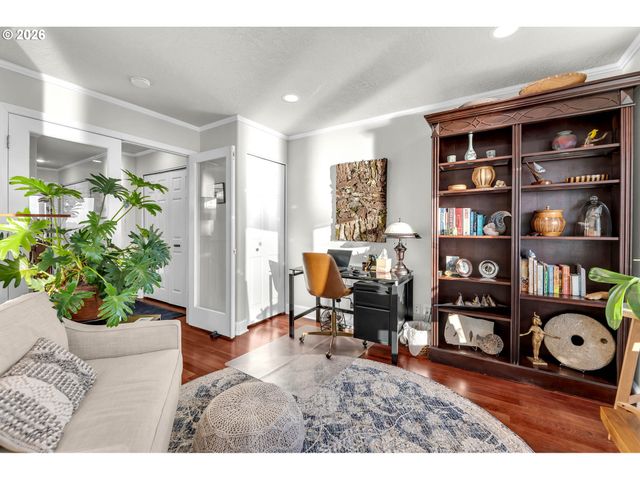 1421 Se COLUMBIA Way D7, Vancouver, WA 98661