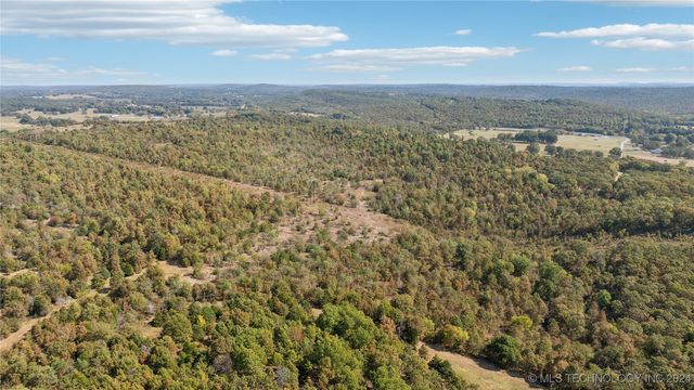 805 Road, Fort Gibson, OK 74434