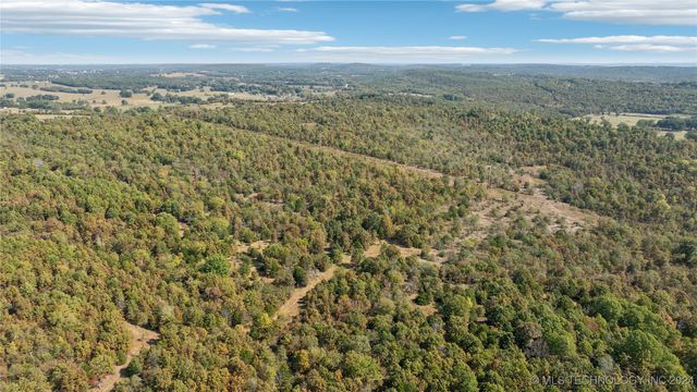 805 Road, Fort Gibson, OK 74434