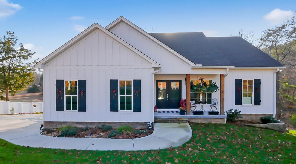 7410 Banther Road, Harrison, TN 37341