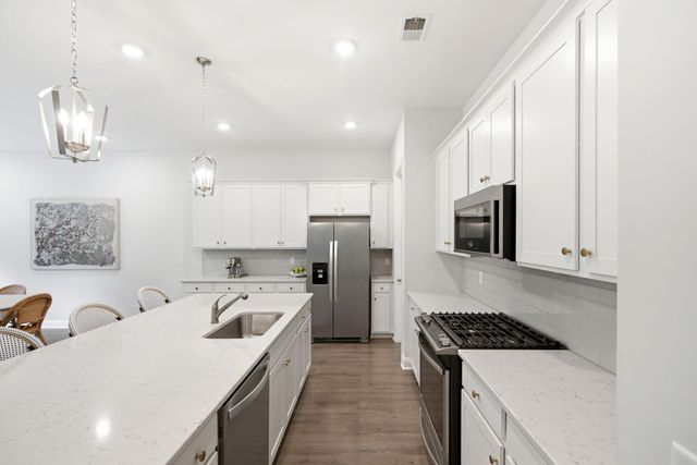 3012 Emma Lane, Mount Pleasant, SC 29466