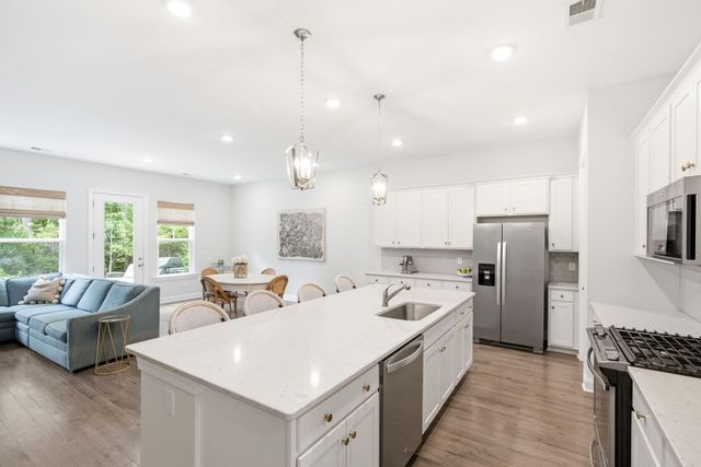 3012 Emma Lane, Mount Pleasant, SC 29466