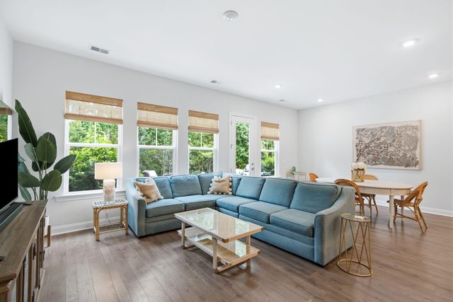 3012 Emma Lane, Mount Pleasant, SC 29466