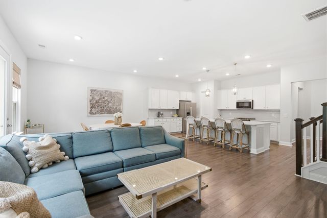 3012 Emma Lane, Mount Pleasant, SC 29466