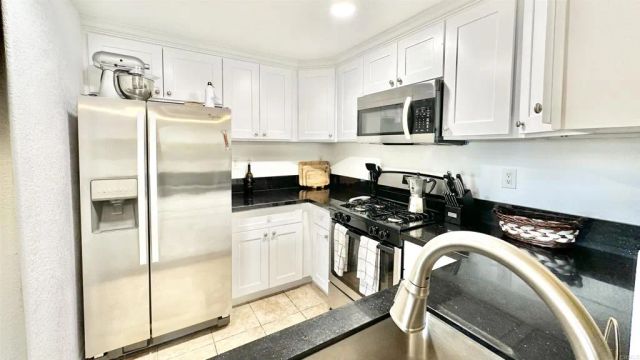 5037 Los Morros Way 70, Oceanside, CA 92057