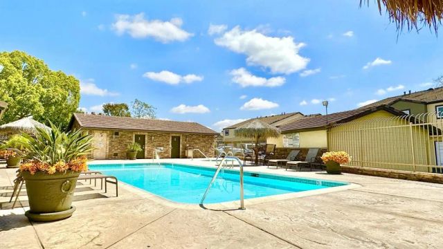 5037 Los Morros Way 70, Oceanside, CA 92057