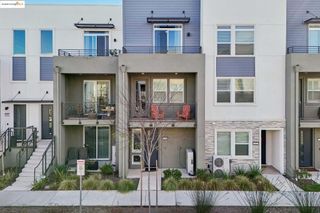 528 Martin Mariner Ave, Alameda, CA 94501