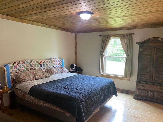 1120 JOT EM DOWN RD, Morris Chapel, TN 38361