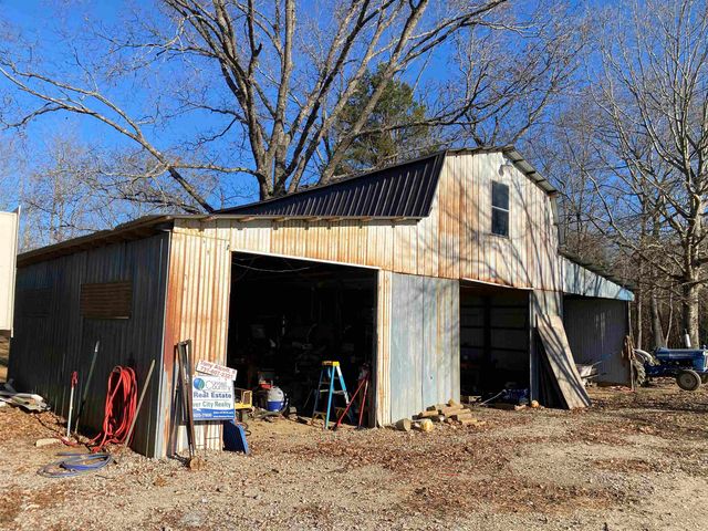 1120 JOT EM DOWN RD, Morris Chapel, TN 38361