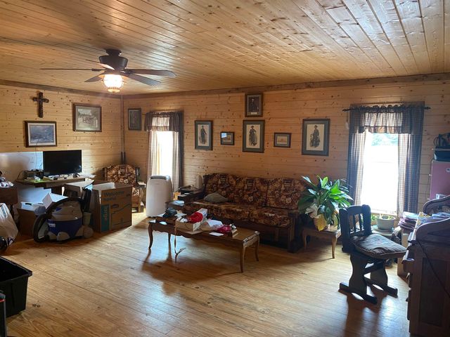 1120 JOT EM DOWN RD, Morris Chapel, TN 38361