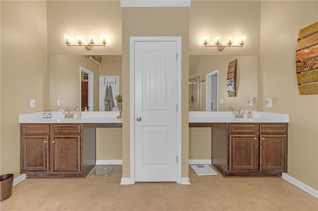 558 Hideaway Drive, Jonesboro, GA 30238