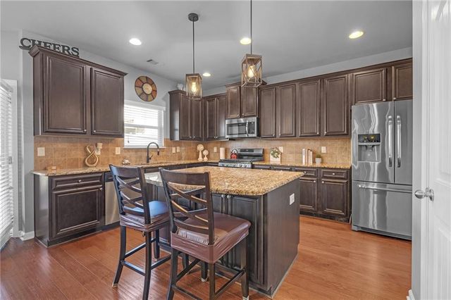 558 Hideaway Drive, Jonesboro, GA 30238