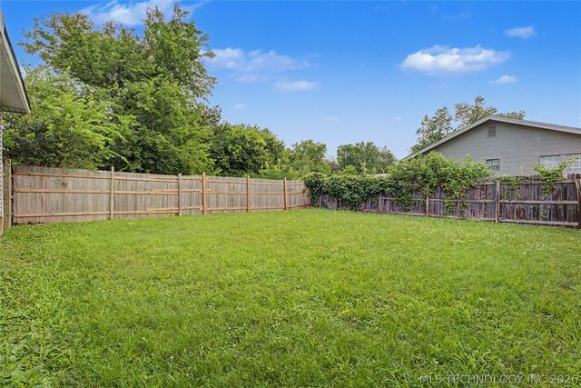 5721 E Easton Street, Tulsa, OK 74115