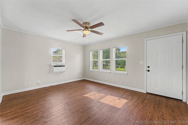 5721 E Easton Street, Tulsa, OK 74115