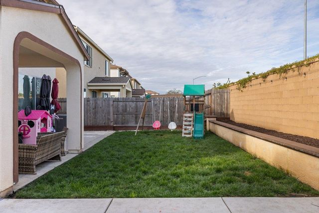 7293 Dorstone Way, Sacramento, CA 95829