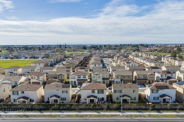 7293 Dorstone Way, Sacramento, CA 95829