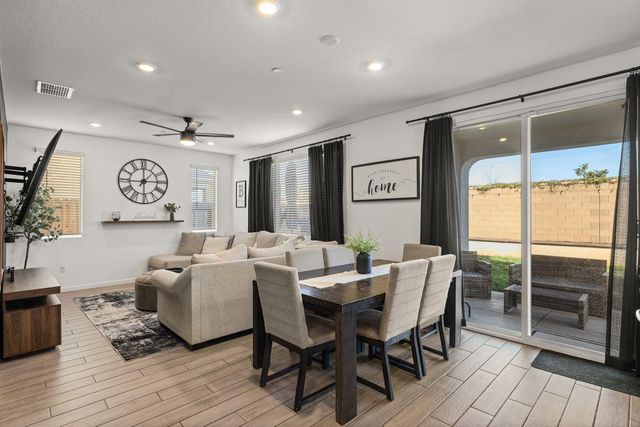 7293 Dorstone Way, Sacramento, CA 95829