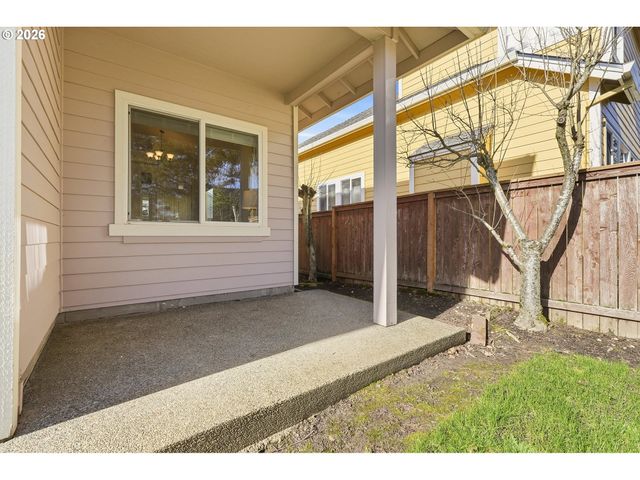 5274 Nw CRADY Ln, Portland, OR 97229