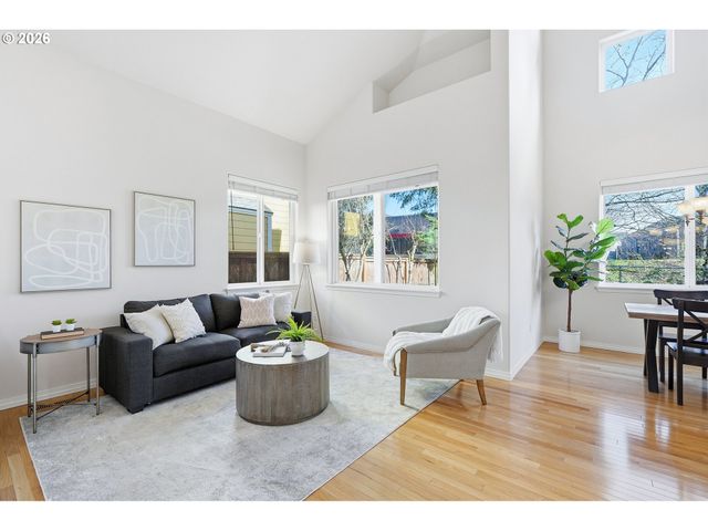 5274 Nw CRADY Ln, Portland, OR 97229