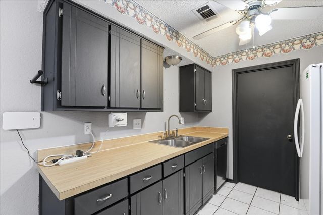 3509 Westgrove Drive, Arlington, TX 76001